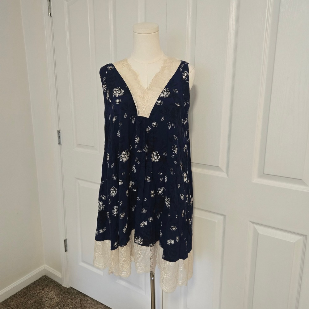 Kori America Tunic Dress Womens Medium Navy Blue Floral Lace Trim  Sleeveless